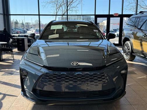 2026 Toyota Crown Signia XLE