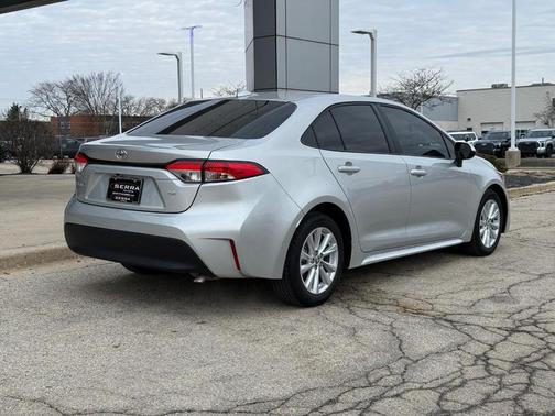 Classic Silver Metallic 2025 Toyota Corolla LE