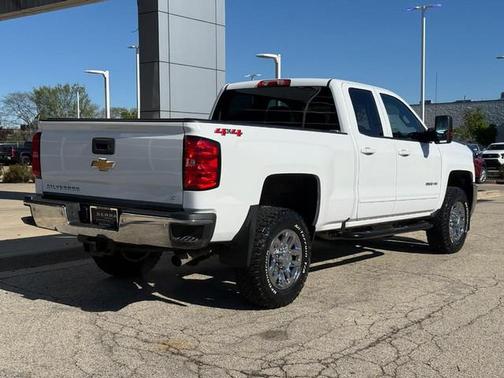 Summit White 2019 Chevrolet Silverado 2500 LT