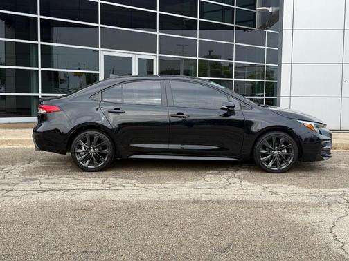Midnight Black Metallic 2025 Toyota Corolla SE