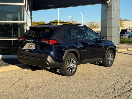 2020 Toyota RAV4 XLE Premium