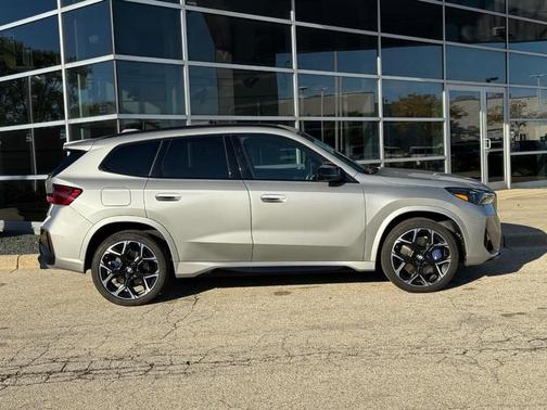 2024 BMW X1 M35i