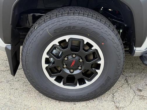 2025 Toyota 4Runner TRD Off Road Premium