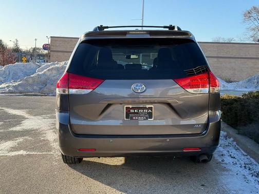 2014 Toyota Sienna XLE