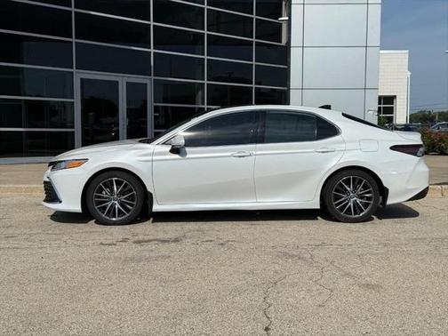 2023 Toyota Camry XLE
