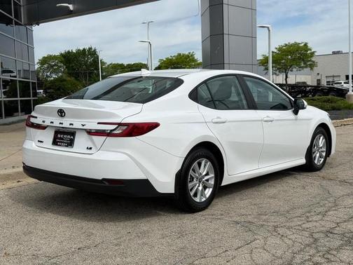 Ice Cap 2025 Toyota Camry LE