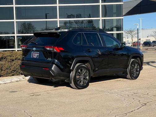 2023 Toyota RAV4 Hybrid XLE Premium