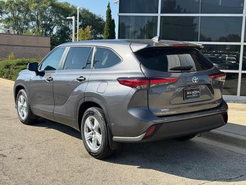 2023 Toyota Highlander LE