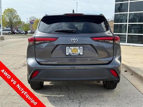 2022 Toyota Highlander L