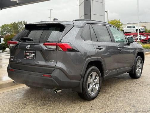 2025 Toyota RAV4 Hybrid XLE
