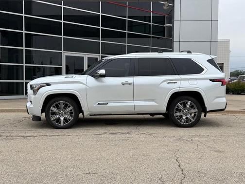 2024 Toyota Sequoia Capstone