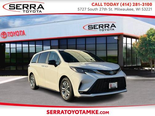 2023 Toyota Sienna XSE 7 Passenger