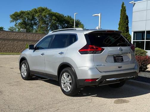Brilliant Silver 2017 Nissan Rogue SV