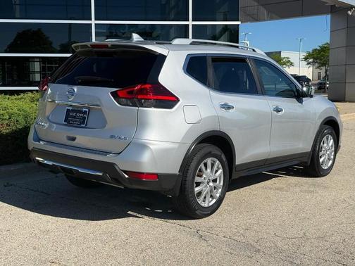 Brilliant Silver 2017 Nissan Rogue SV