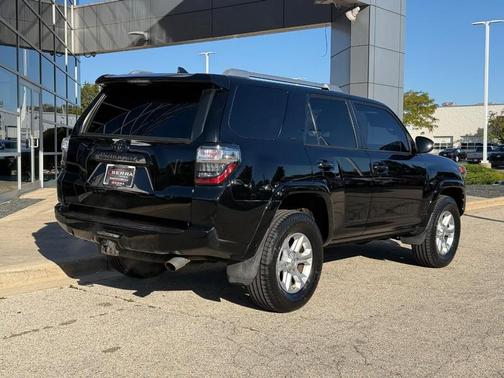Midnight Black Metallic 2018 Toyota 4Runner SR5