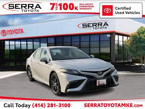 2022 Toyota Camry SE