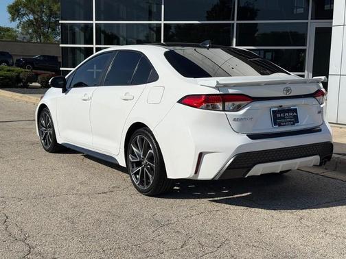 Black Sand Pearl 2022 Toyota Corolla SE