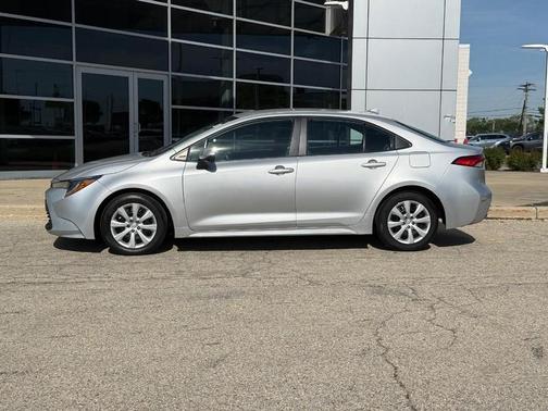 Classic Silver Metallic 2025 Toyota Corolla LE