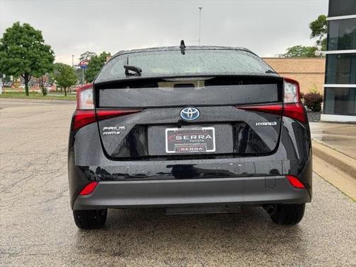 2020 Toyota Prius LE