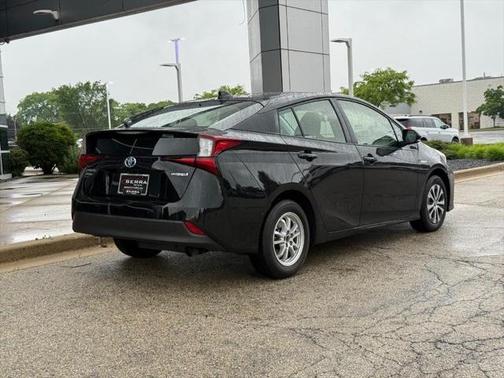 2020 Toyota Prius LE