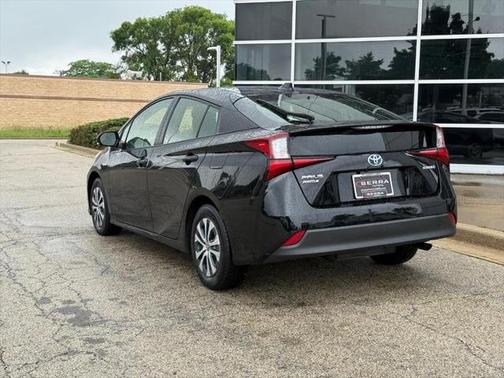 2020 Toyota Prius LE