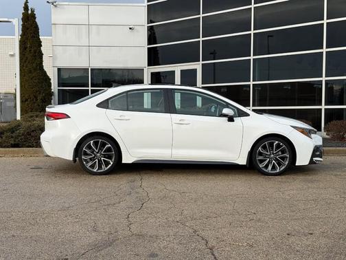 2022 Toyota Corolla XSE