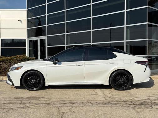 Ice Cap 2024 Toyota Camry XSE