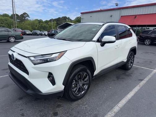 2022 Toyota RAV4 Hybrid XLE Premium