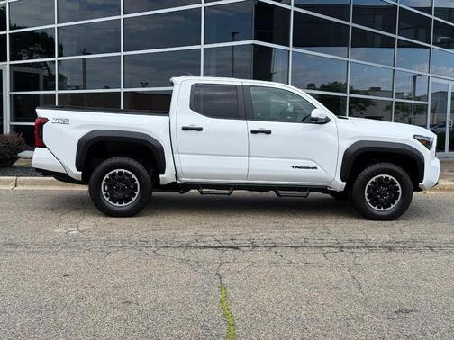 Ice 2024 Toyota Tacoma TRD Off Road