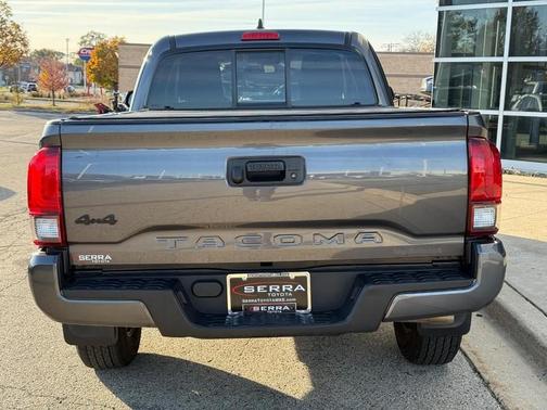 2022 Toyota Tacoma SR