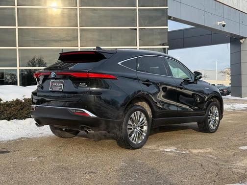 2021 Toyota Venza XLE