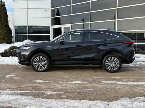 2021 Toyota Venza XLE