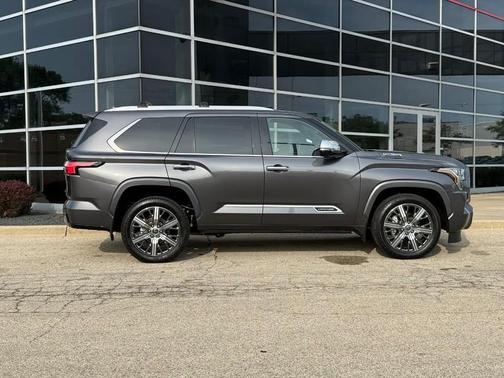 2023 Toyota Sequoia Capstone