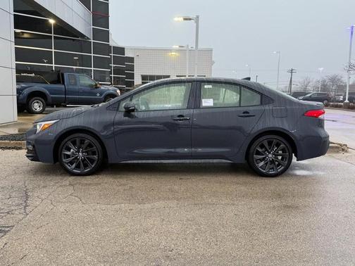 2026 Toyota Corolla Hybrid SE