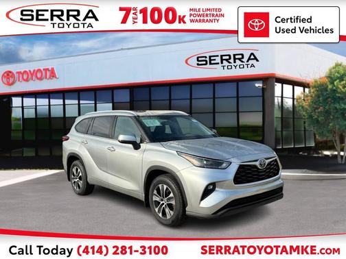 2022 Toyota Highlander Hybrid XLE