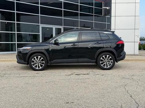 2023 Toyota Corolla Cross XLE