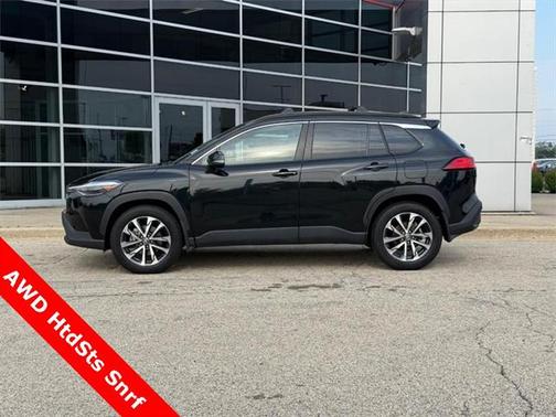 2023 Toyota Corolla Cross XLE