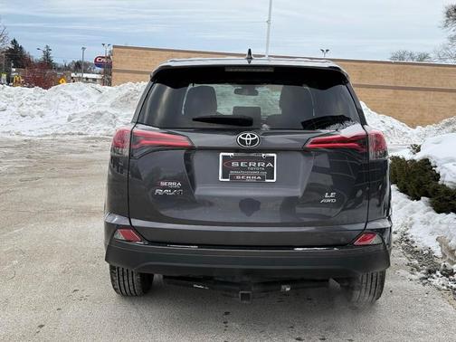 2018 Toyota RAV4 LE