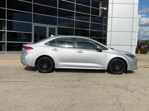 Classic Silver Metallic 2022 Toyota Corolla LE