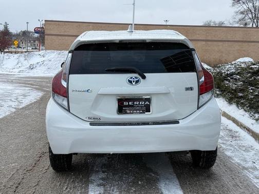 2016 Toyota Prius c Four
