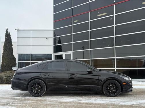 2022 Hyundai SONATA SEL