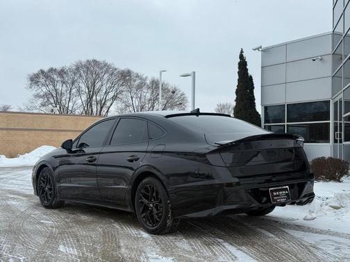 2022 Hyundai SONATA SEL