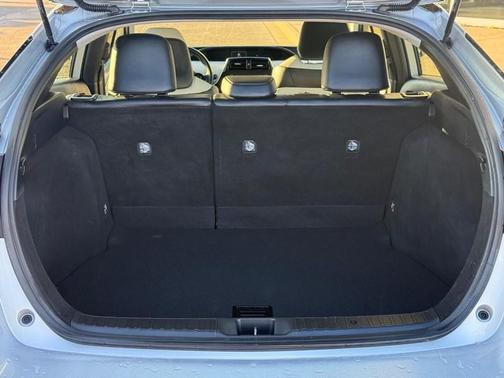 2022 Toyota Prius XLE