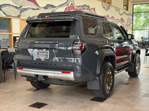 2025 Toyota 4Runner Hybrid Trailhunter