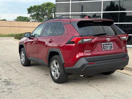 2022 Toyota RAV4 XLE