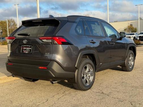 2025 Toyota RAV4 Hybrid XLE