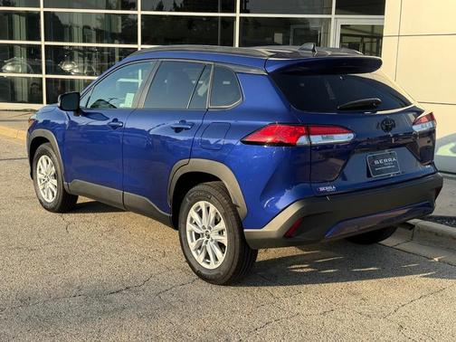 2025 Toyota Corolla Cross LE
