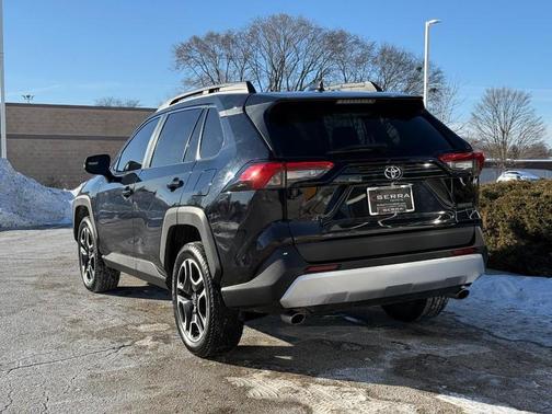 2020 Toyota RAV4 Adventure