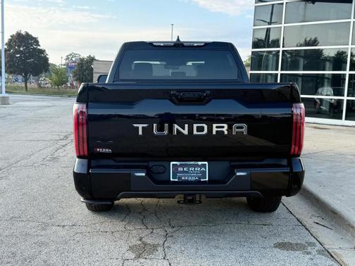 2022 Toyota Tundra Hybrid Platinum