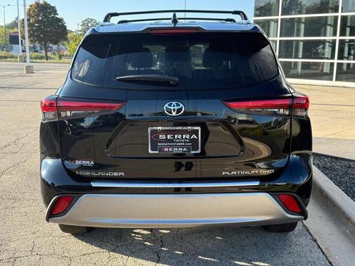 2023 Toyota Highlander Platinum